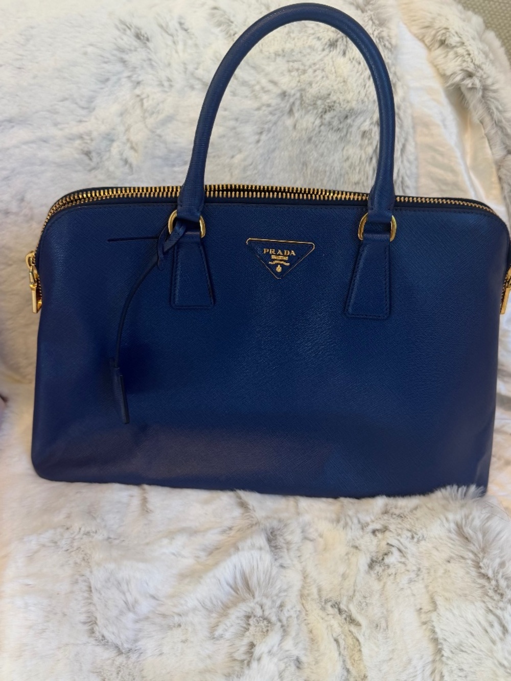 Prada tote - authentic with authentication